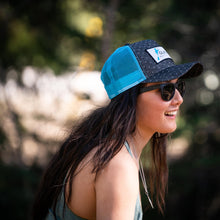 Load image into Gallery viewer, model wearing glacier raft company sunglasses